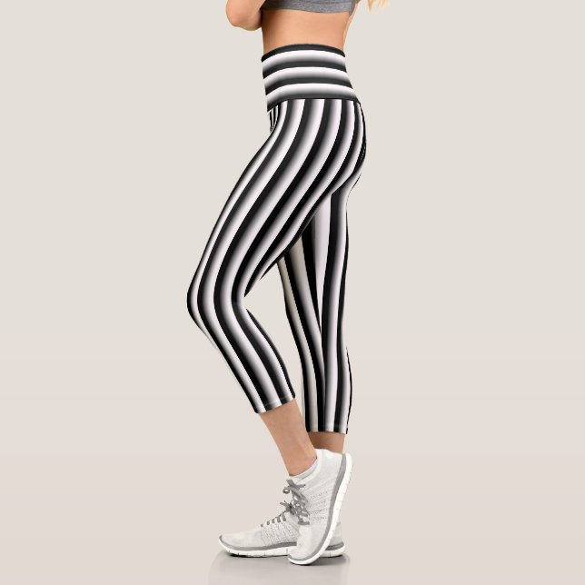 Schwarz und Silber Streifen Capri Leggings (Links)