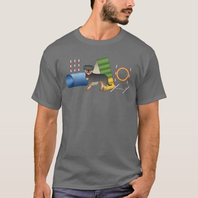 Schwarz und Tan Rottweiler mit Agility T-Shirt (Vorderseite)