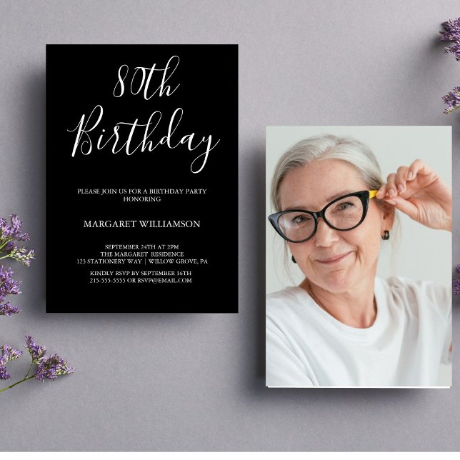 Schwarz und Weiß Moderne Elegance 80. Geburtstag Einladung (Von Creator hochgeladen)
