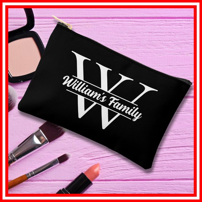 Schwarz und Weiß | Monogramm für einfache Familien Zubehörtasche (Von Creator hochgeladen)