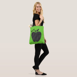 Schwarz und Weiß Polka Dot Apple Green Teachers