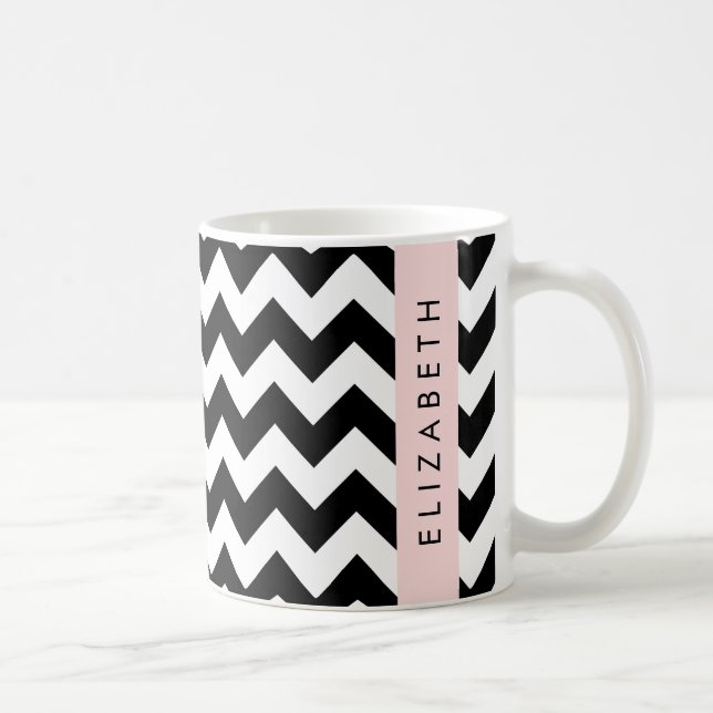 Schwarz und Weiß Zigzag, Zickzack Muster, Ihr Name Kaffeetasse (Rechts)