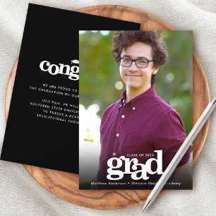 Schwarz-weiß-Absolventenfoto minimale fette Typogr Ankündigung