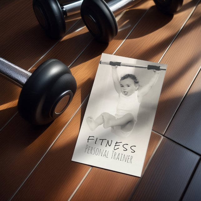 Schwarz-weiß Adorable Baby Fitness Personal Traine Visitenkarte (Von Creator hochgeladen)
