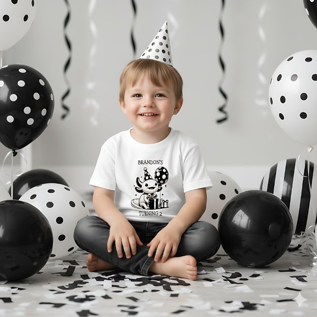 Schwarz-Weiß-Axolotl & Balloons Geburtstag Kleinkind T-shirt (Von Creator hochgeladen)