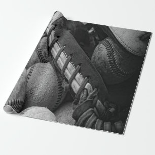 Schwarz-Weiß-Basebälle und Handschuh Geschenkpapier