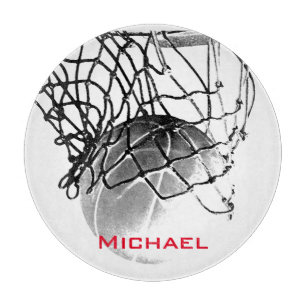 Schwarz-Weiß-Basketball Fügen Sie Ihren Namen hinz Schneidebrett