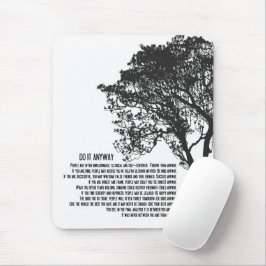 Schwarz-Weiß-Baum macht es auf jeden Fall Mousepad