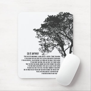 Schwarz-Weiß-Baum macht es auf jeden Fall Mousepad