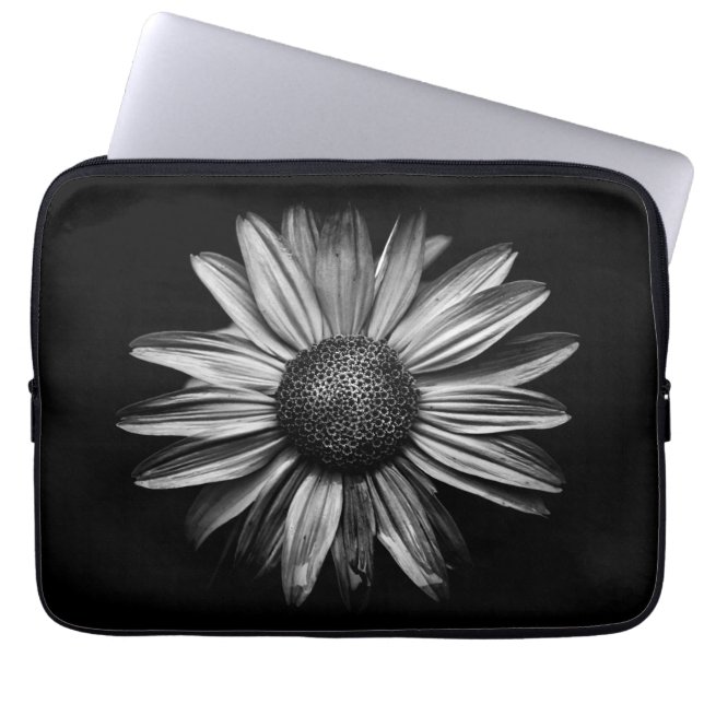 Schwarz-Weiß-Blume 18 Laptopschutzhülle (Vorderseite)
