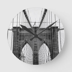 Schwarz-weiß Brooklyn Bridge New York Runde Wanduhr