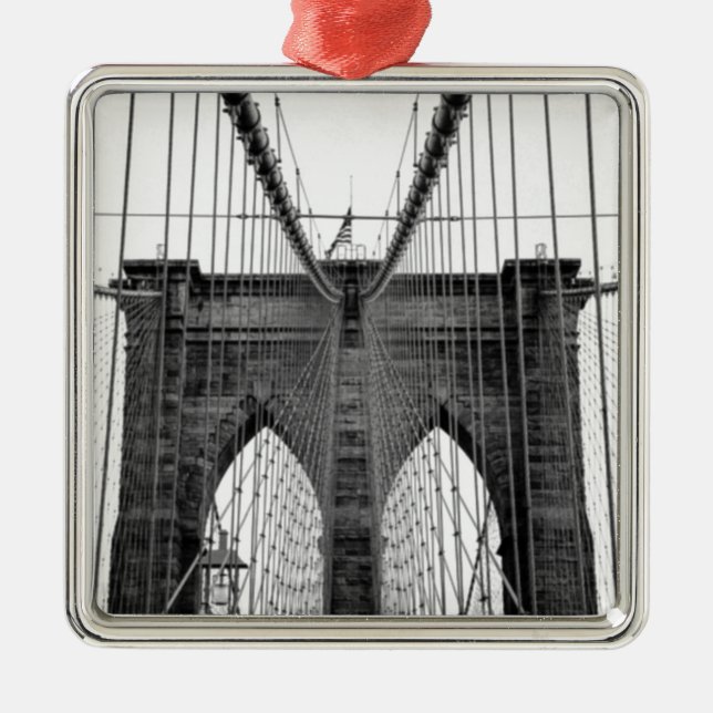 Schwarz-weiß Brooklyn Bridge New York Silbernes Ornament (Vorne)