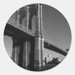 Schwarz-Weiß-Brooklyn-Brücke Runder Aufkleber