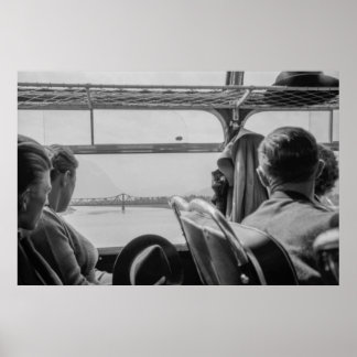 Schwarz-Weiß-Busfahrt 1968 - Europäische Landschaf Poster