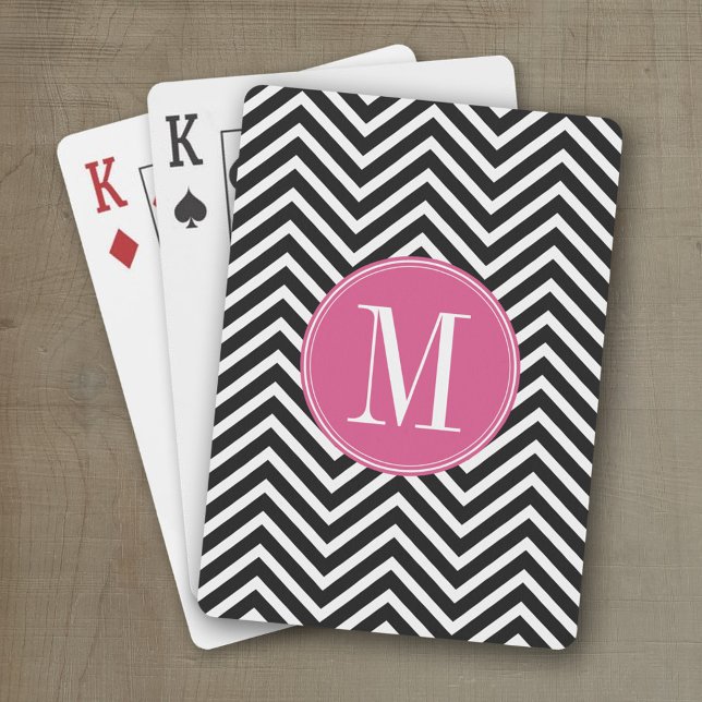Schwarz-Weiß-Chevronen, benutzerdefinierte rosa Mo Spielkarten (Personalized playing cards with monogram or custom text)