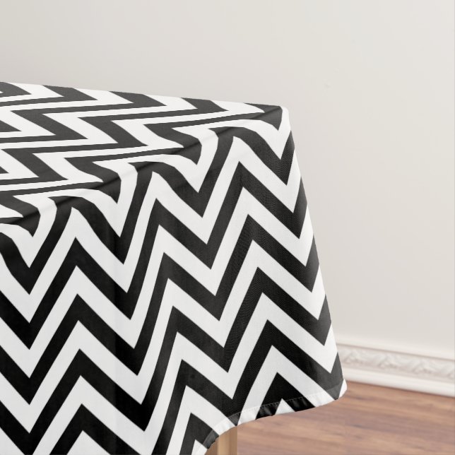 Schwarz-Weiß-Chevrons Tischdecke (Beispiel)