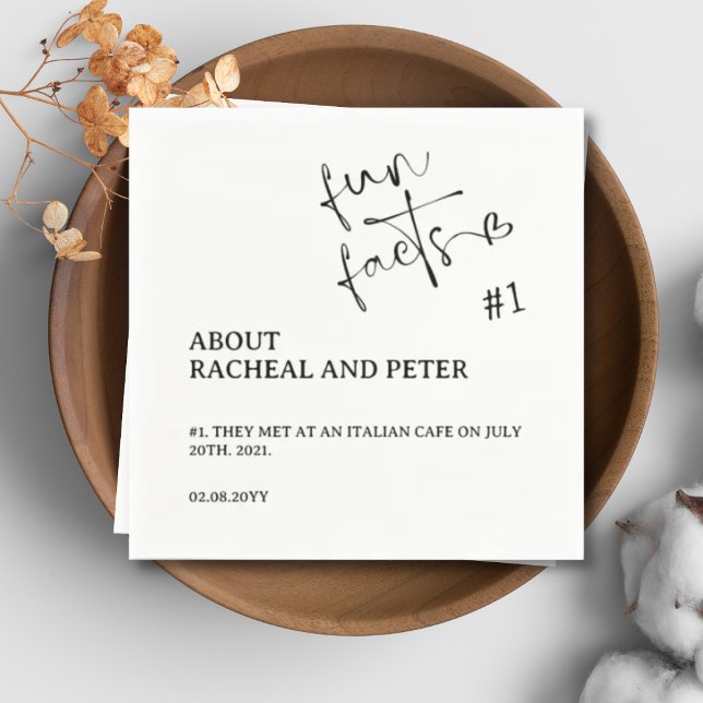 Schwarz-weiß Chic Modern Fun Facts Heft Script Serviette (Von Creator hochgeladen)