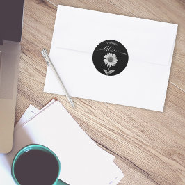 Schwarz-Weiß-Daisy-Blume Runder Aufkleber