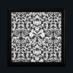 Schwarz-weiß Damask Lace Brocade Schmuckschachtel<br><div class="desc">Die alte Damastbrokade aus dem 18. Jahrhundert ist ein klassisches Schwarz-Weiß-Muster. Damasmuster sind bekannt für komplexe und reversible Materialmuster und werden für ihre Ornität geschätzt. (Bei diesem Design handelt es sich um eine fotografische Wiedergabe von Damast-Stoffen)</div>