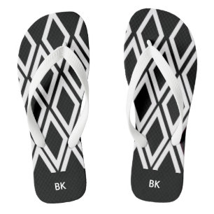 Schwarz-Weiß-Diamanten mit Initialen Flip Flops