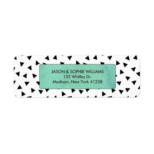 Schwarz-Weiß-Dreiecke mit blauem Wasser (Vorne)