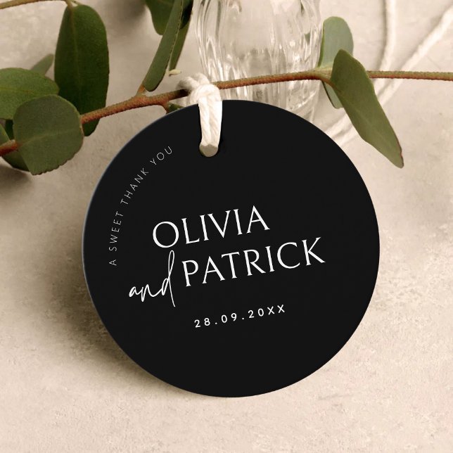 Schwarz-Weiß-Einfache moderne Minimalistische Hoch Geschenkanhänger (Von Creator hochgeladen)