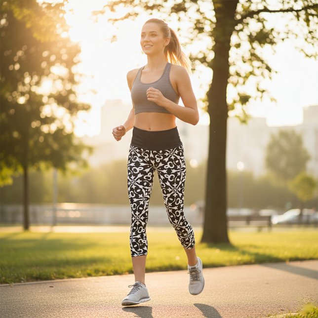 Schwarz-Weiß-elegantes Vintages Damasketmuster Capri Leggings (Von Creator hochgeladen)