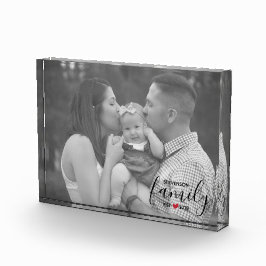 Schwarz-Weiß-Familie Osten. Year Heart Family Foto