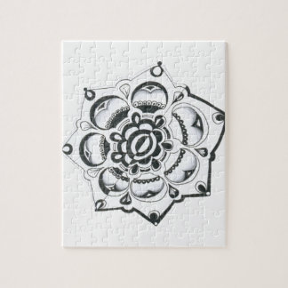 Schwarz-Weiß-Flora-Symmetrie Puzzle