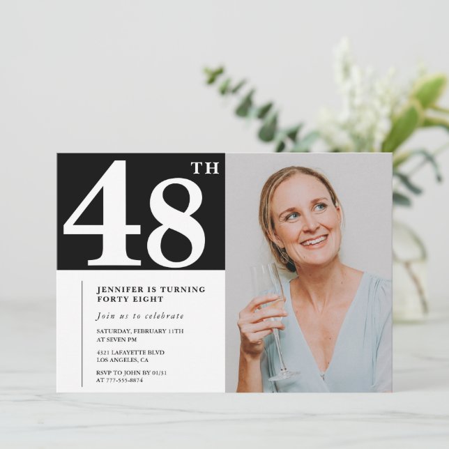 Schwarz-Weiß-Foto 48. Geburtstagseinladungen Einladung (Stehend Vorderseite)