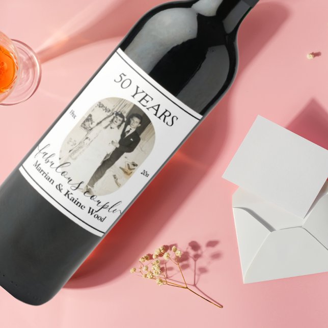 Schwarz-Weiß-Foto 50. Jubiläum Hochzeit Weinetikett (Von Creator hochgeladen)