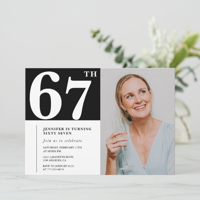 Schwarz-Weiß-Foto 67. Geburtstag Einladungen (Stehend Vorderseite)