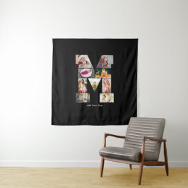 Schwarz-weiß-Foto-Collage mit Buchstabe M Wandteppich