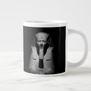 Schwarz-Weiß-Foto des Pharaoh-Königs Jumbo-Tasse