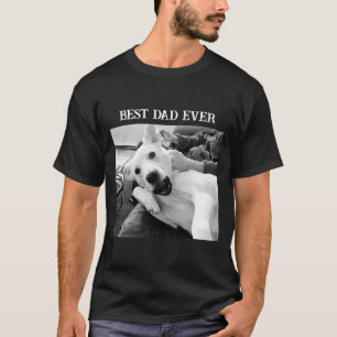 Schwarz-Weiß-Foto Hunde spielen mit Vater-Liebe T-Shirt