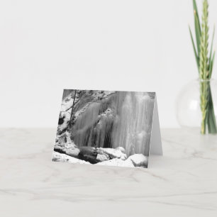 Schwarz-Weiß-Frozen-Wasserfall