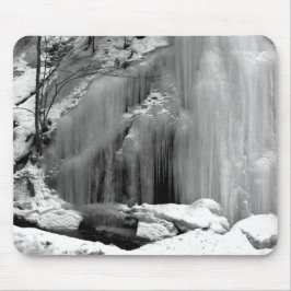 Schwarz-Weiß-Frozen-Wasserfall Mousepad