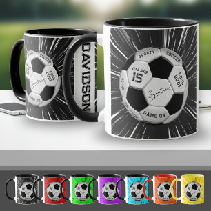 Schwarz Weiß Fußball Custom Alter Name Geburtstag Tasse