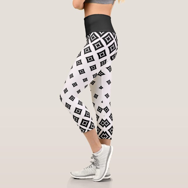 Schwarz-Weiß-Geometrie, Diamantform Capri Leggings (Links)