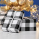 Schwarz-Weiß Gingham-Muster Geschenkpapier (Holidays)