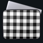 Schwarz-Weiß Gingham-Muster Laptopschutzhülle<br><div class="desc">Schwarze, weiße und graue Quadrate bilden einen fett kontrollierten karierten. Das schwarz-weiße Gingham-Muster wurde von Grund auf erstellt. Das Weiß ist transparent, sodass Sie es ändern können, wenn Sie möchten. Klicken Sie einfach auf den Knopf "Anpassen" und wählen Sie dann in der Sidebar die Option "Printed Background Color" aus. Wenn...</div>
