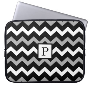 Schwarz Weiß & Grau Chevron-Druckmuster Laptopschutzhülle
