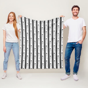 Schwarz-weiß-graue Vintage-Gestreifte mit Rosen  Fleecedecke