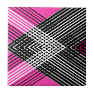 Schwarz-Weiß-Graustreifen auf einem Streifen Fliese