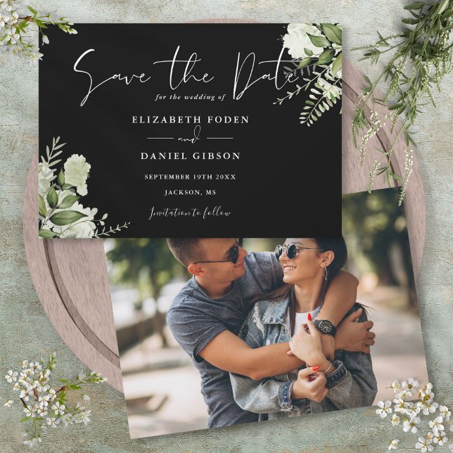 Schwarz-Weiß-Grün-Foto Hochzeit Save The Date (Black And White Greenery Floral Photo Wedding Save The Date)