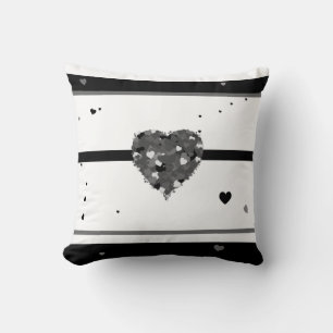 Schwarz-Weiß-Herzdesign Kissen