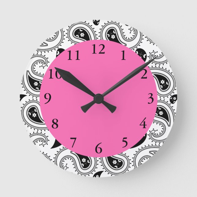 Schwarz, Weiß, Hot Pink Paisley Muster Runde Wanduhr (Vorderseite)
