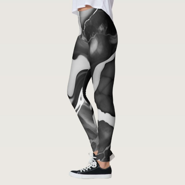 Schwarz-Weiß-Imitat aus Trendfarben Leggings (Links)