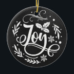 Schwarz-Weiß-Imitat Chalkboard Joy Letting Keramik Ornament<br><div class="desc">Im Hintergrund befindet sich eine Imitat-Chat-Grafik. Das Bild zeigt das Wort Joy mit dekorativen Buchstaben und Grafiken. Ein schwarz-weißer Weihnachtsschmuck. Fügen Sie der Rückseite ein Foto hinzu.</div>