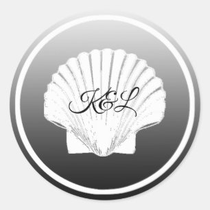 Schwarz-Weiß-Initialen Seashell-Hochzeitsticker Runder Aufkleber